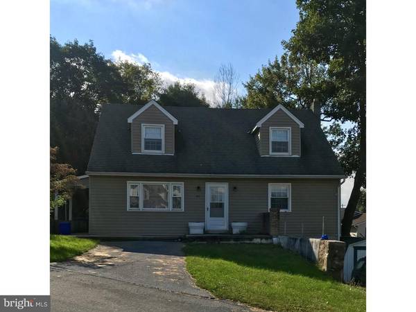 36 MOUNTAIN SPRING RD, Blandon, PA 19510