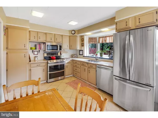 Philadelphia, PA 19128,615 WALNUT LN