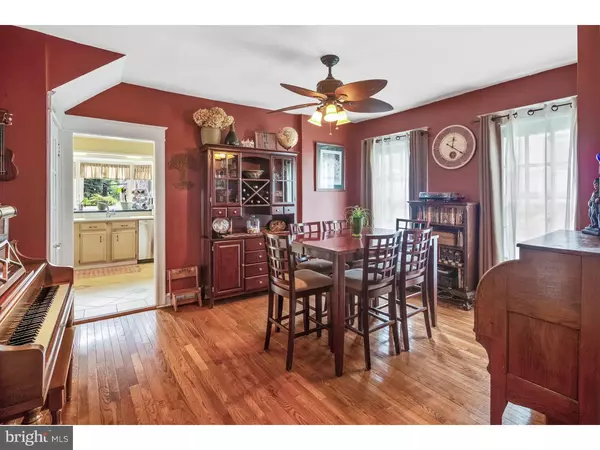 Philadelphia, PA 19128,615 WALNUT LN