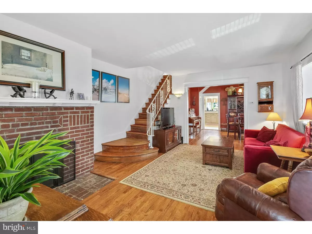 Philadelphia, PA 19128,615 WALNUT LN