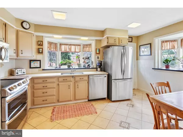 Philadelphia, PA 19128,615 WALNUT LN