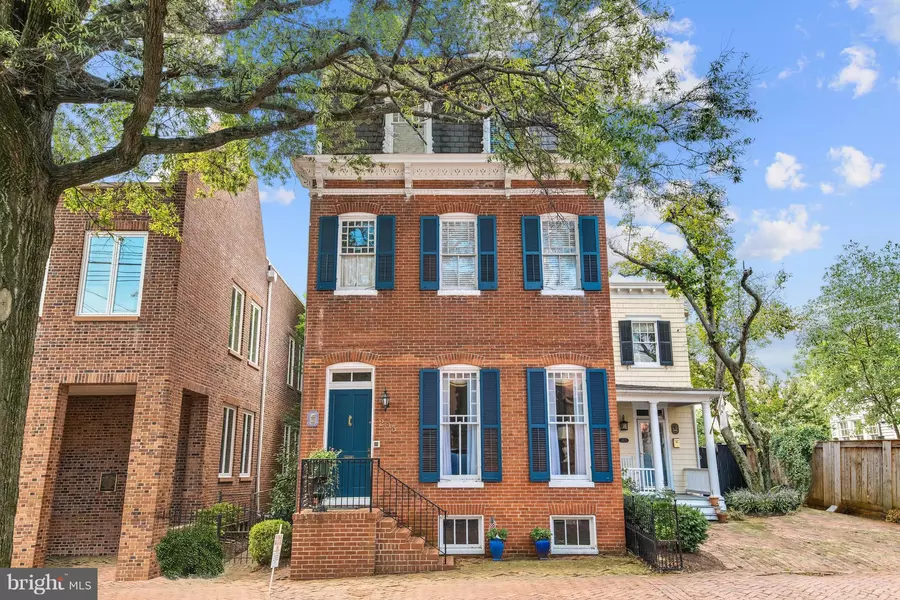 203 DUKE OF GLOUCESTER ST, Annapolis, MD 21401