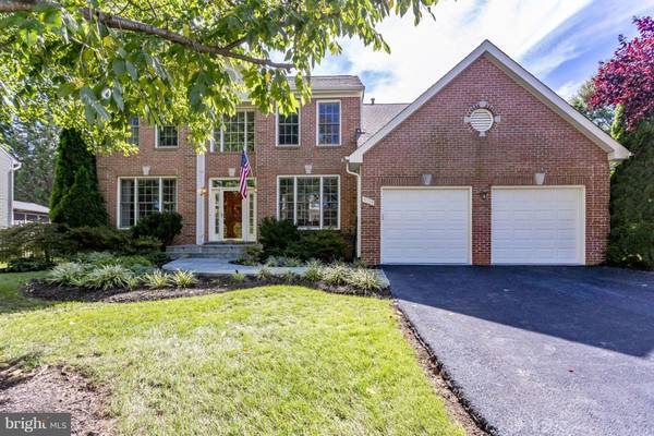 9369 BRAYMORE CIR, Fairfax Station, VA 22039