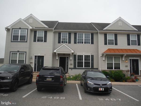 2409 SCHULTZ WAY, York, PA 17402