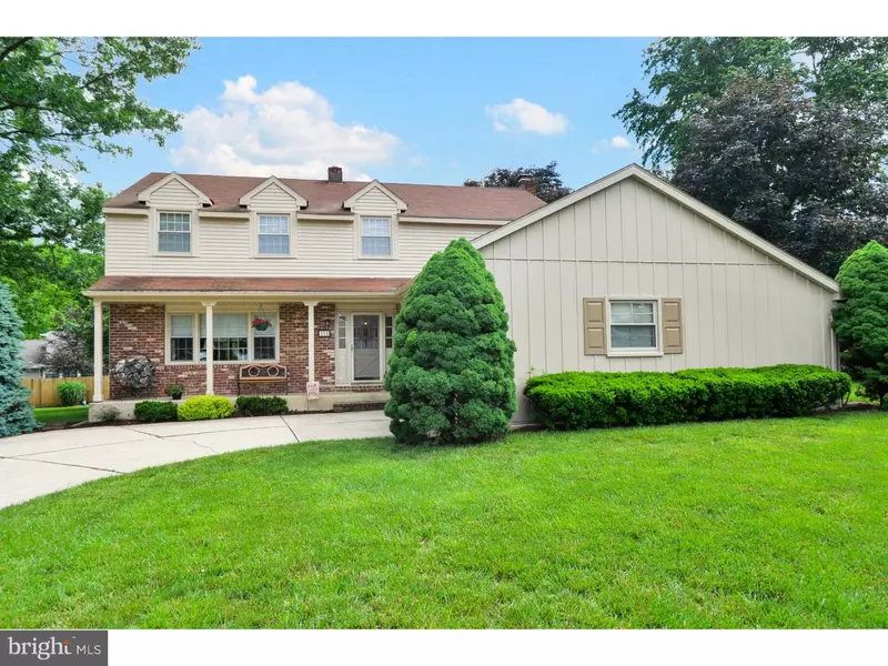 711 STUYVESANT PL, Mount Laurel, NJ 08054