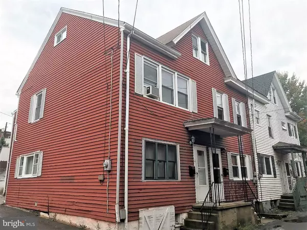 105 MIDDLE ST, Minersville, PA 17954