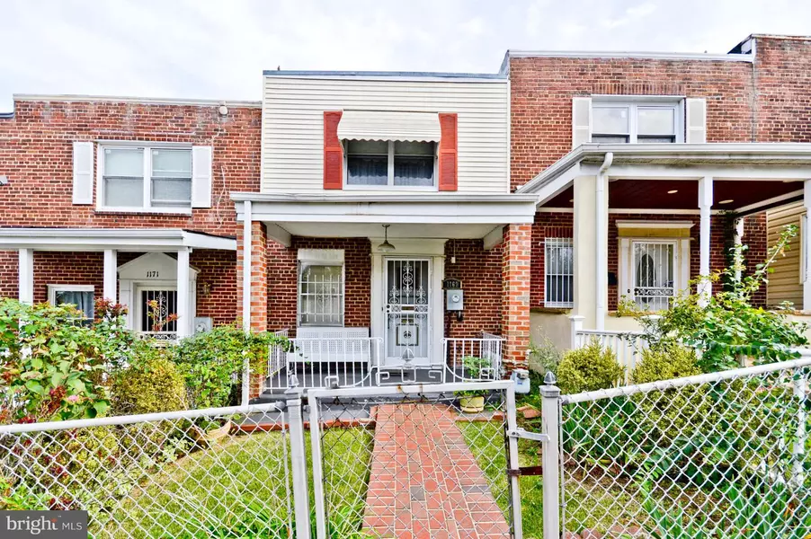 1169 SUMMIT ST NE, Washington, DC 20002