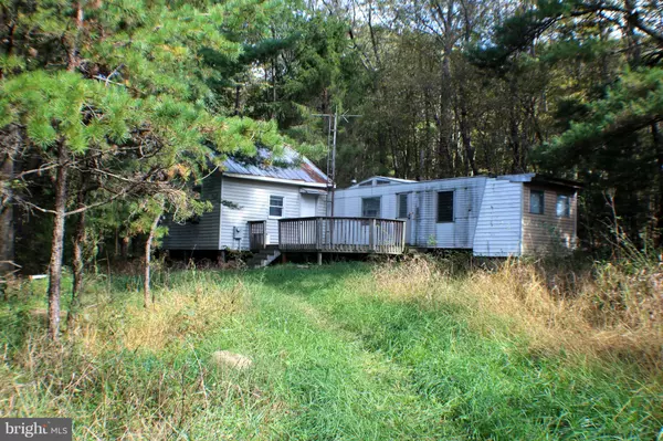 Mathias, WV 26812,2128 MIDDLE COVE RD