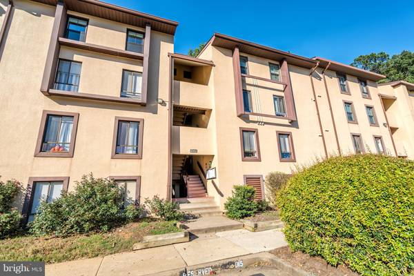 2202 CASTLE ROCK SQ #31C, Reston, VA 20191