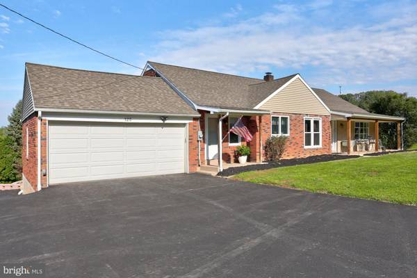 125 N RIDGE RD, Reinholds, PA 17569