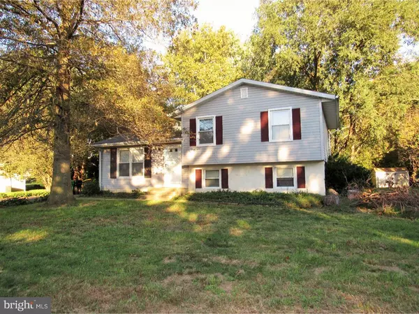 40 W INNER CIR, Dover, DE 19904