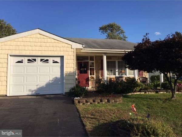 31 CHATHAM PL, Southampton, NJ 08088