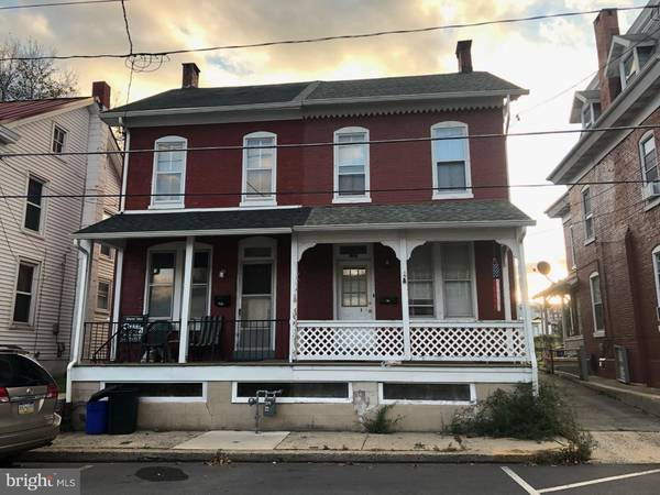 20 S HULL ST, Sinking Spring, PA 19608