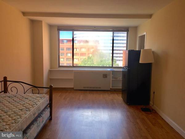 1111 ARLINGTON BLVD #822, Arlington, VA 22209