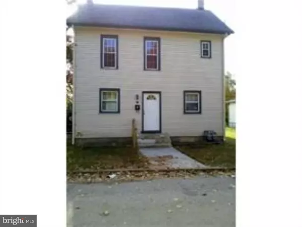 22 E MADISON ST, Paulsboro, NJ 08066