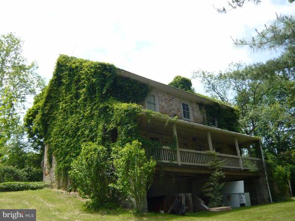 226 SPRINGS, Springs, PA 15562