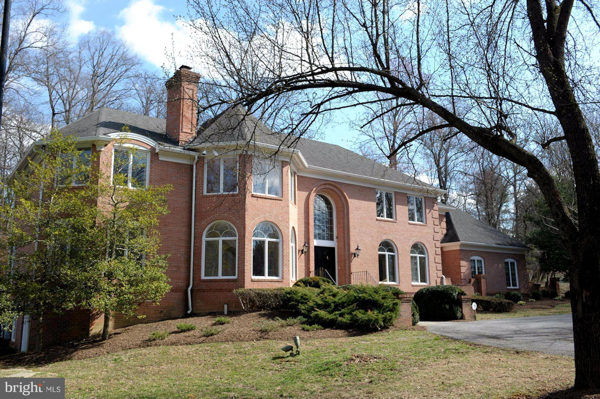 10836 BARN WOOD LN, Potomac, MD 20854
