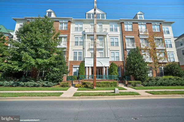 305 REDLAND BLVD #305, Rockville, MD 20850