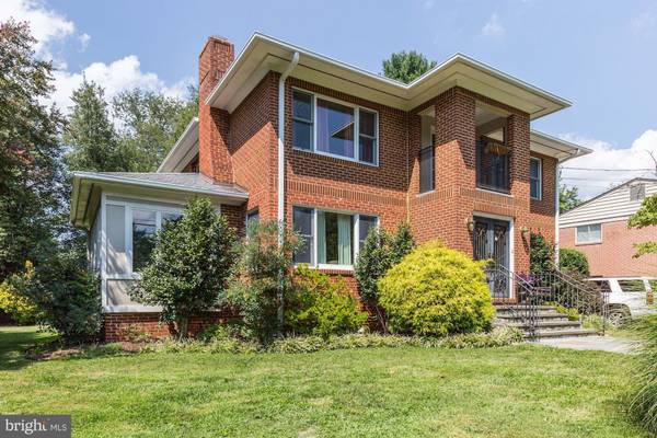 5811 MAIDEN LN, Bethesda, MD 20817