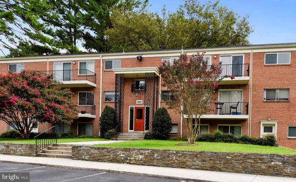 10600 WEYMOUTH ST #W-204, Bethesda, MD 20814