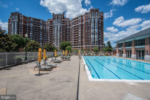 Rockville, MD 20852,5809 NICHOLSON LN #416