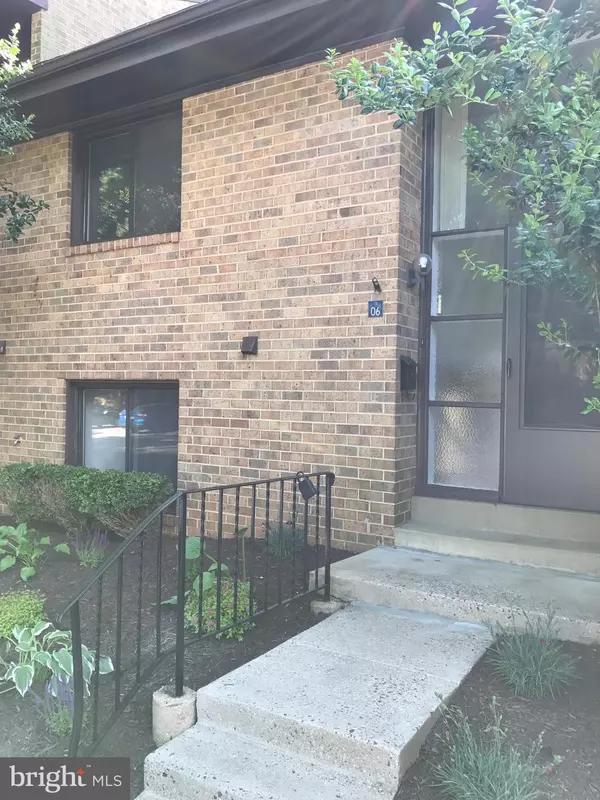 11106 SAFFOLD WAY, Reston, VA 20190