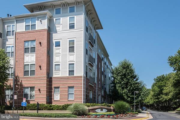 9480 VIRGINIA CENTER BLVD #419, Vienna, VA 22181