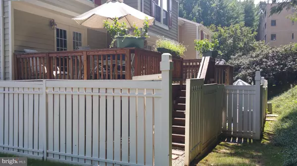 Reston, VA 20191,1942 SAGEWOOD LN
