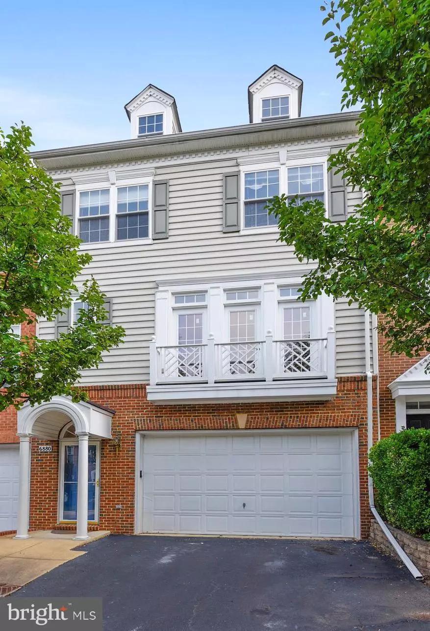 Alexandria, VA 22315,6880 ROLLING CREEK WAY