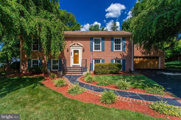 7610 MIDDAY LN, Alexandria, VA 22306