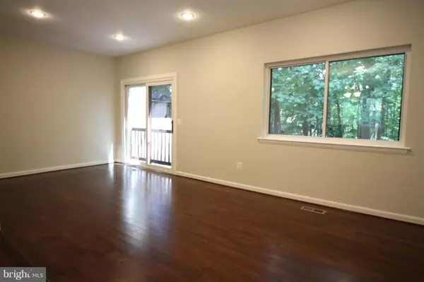 Reston, VA 20191,11948 BARREL COOPER CT