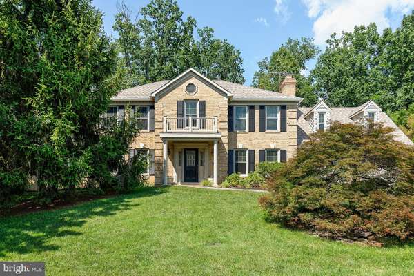 Great Falls, VA 22066,11782 HOLLYVIEW DR