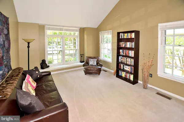 Reston, VA 20194,1279 LAMPLIGHTER WAY