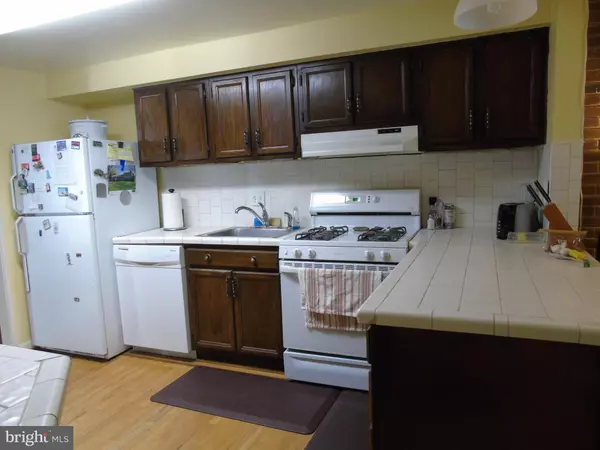 Reston, VA 20191,11563 WOODHOLLOW CT