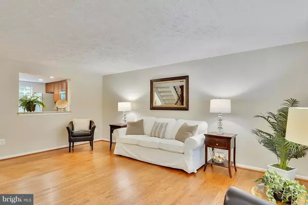 Reston, VA 20194,1539 AUTUMN RIDGE CIR