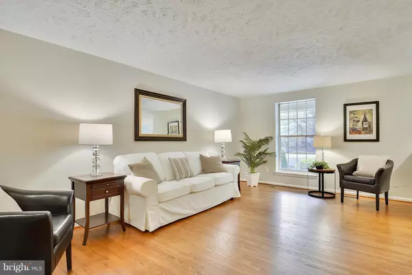 Reston, VA 20194,1539 AUTUMN RIDGE CIR