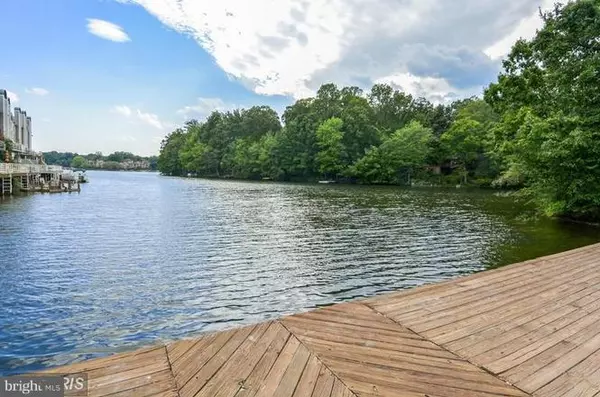 Reston, VA 20191,11203 SILENTWOOD LN