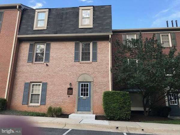 5535 HEMPSTEAD WAY #9, Springfield, VA 22151