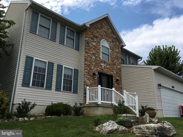 9 ROCKINGHAM DR, Keedysville, MD 21756