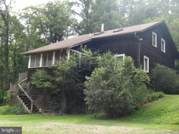 1307 FLINTSTONE CREEK RD, Clearville, PA 15535