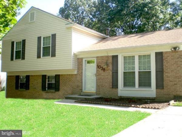 1038 BANNISTER CIR, Waldorf, MD 20602