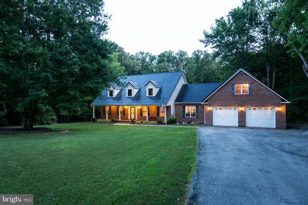 7105 HENSON LANDING RD, Welcome, MD 20693