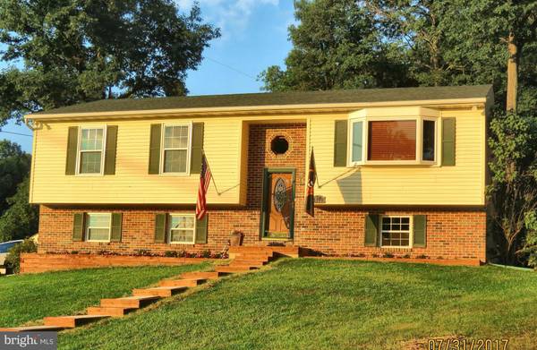 1811 STAGECOACH DR, Manchester, MD 21102