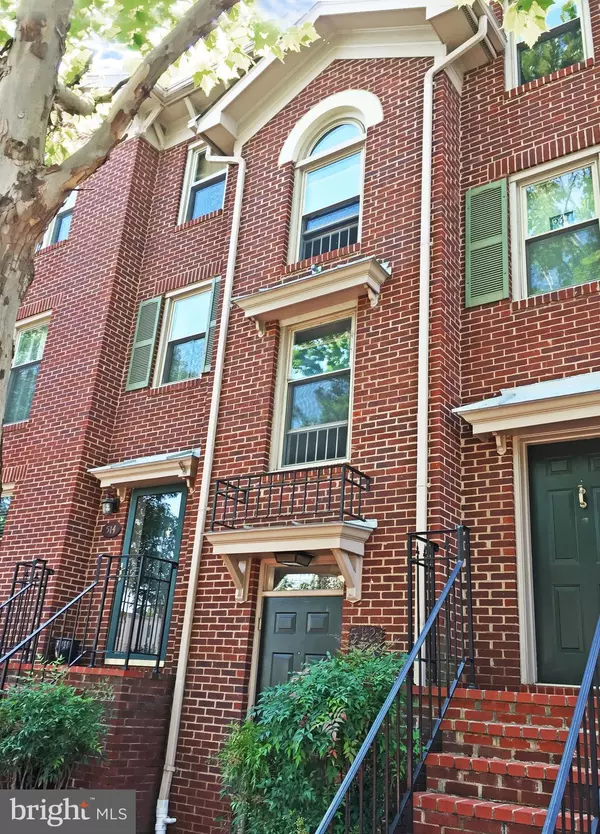 526 WEST ST N #526, Alexandria, VA 22314