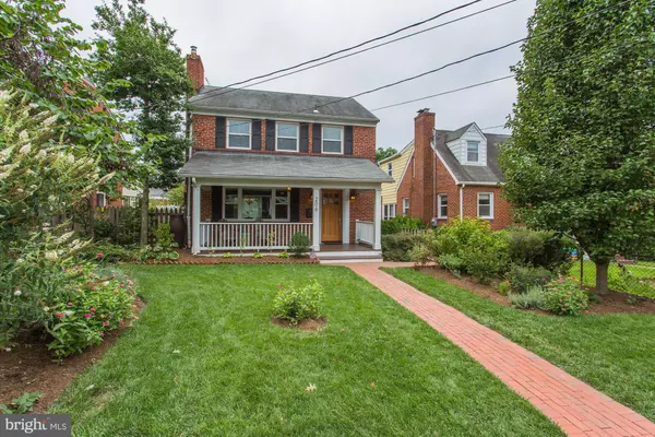 206 UHLER TER W, Alexandria, VA 22301