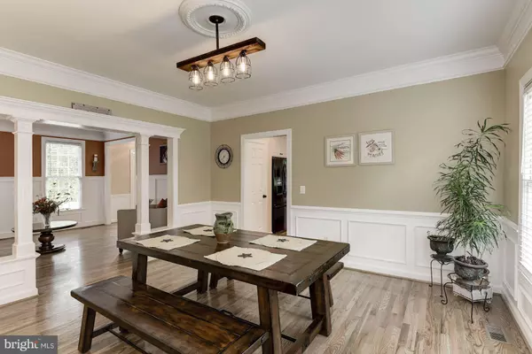 Chantilly, VA 20152,26046 GLASGOW DR