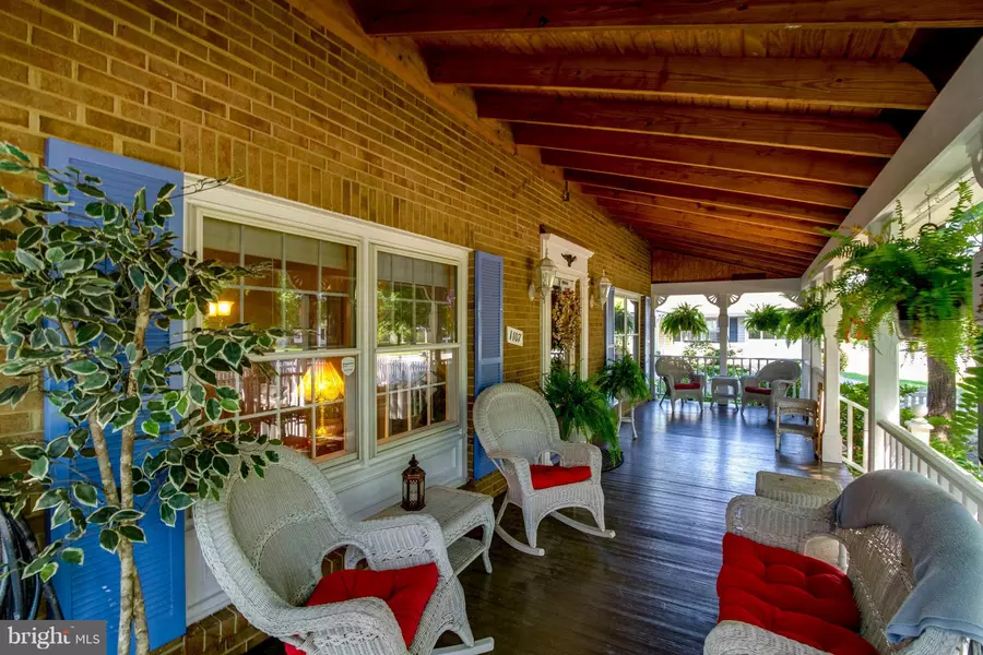 1107 MAPLE AVE, Sterling, VA 20164