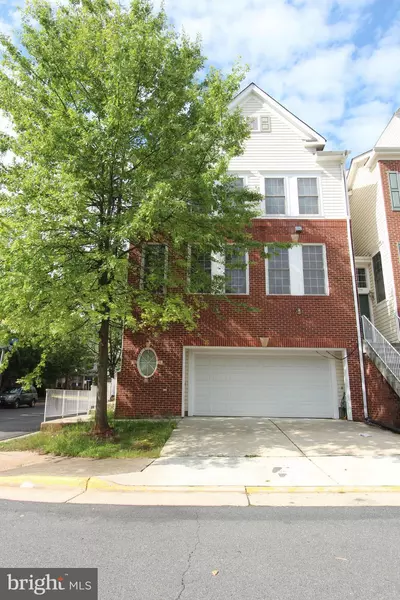 46277 PORTER TER, Sterling, VA 20165