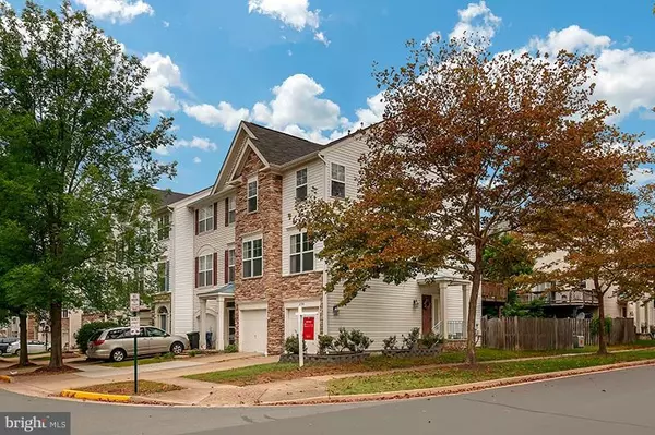 25380 ASHBURY DR, Chantilly, VA 20152