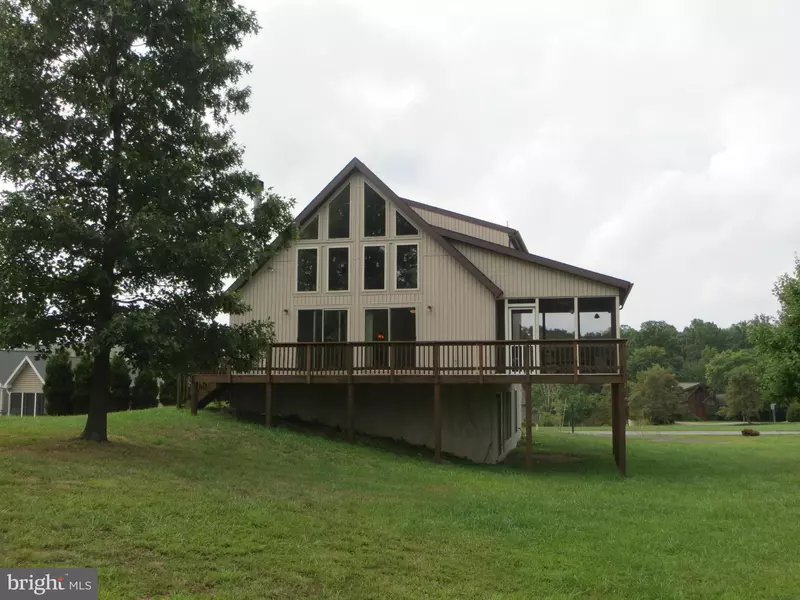 31 NOKOMIS TRAIL, Hedgesville, WV 25427